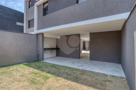 Casa à venda com 4 quartos, sendo 1 suíte, no condomínio Cube Campo Belo, São Paulo - SP