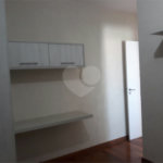 Apartamento à venda ou para alugar com 2 quartos, sendo 1 suíte, em Jardim Carambeí, São Roque, SP