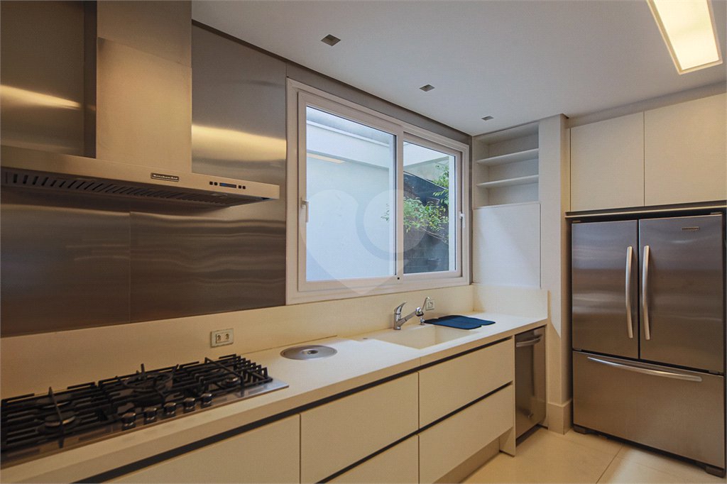 Casa à venda com 4 suítes no condomínio Prime Bauhaus, São Paulo - SP