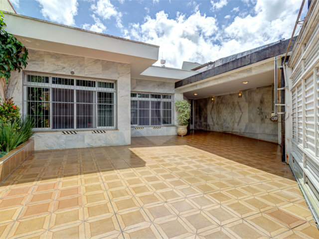 Casa à venda com 3 quartos, sendo 1 suíte,  em Santo Amaro, São Paulo, SP