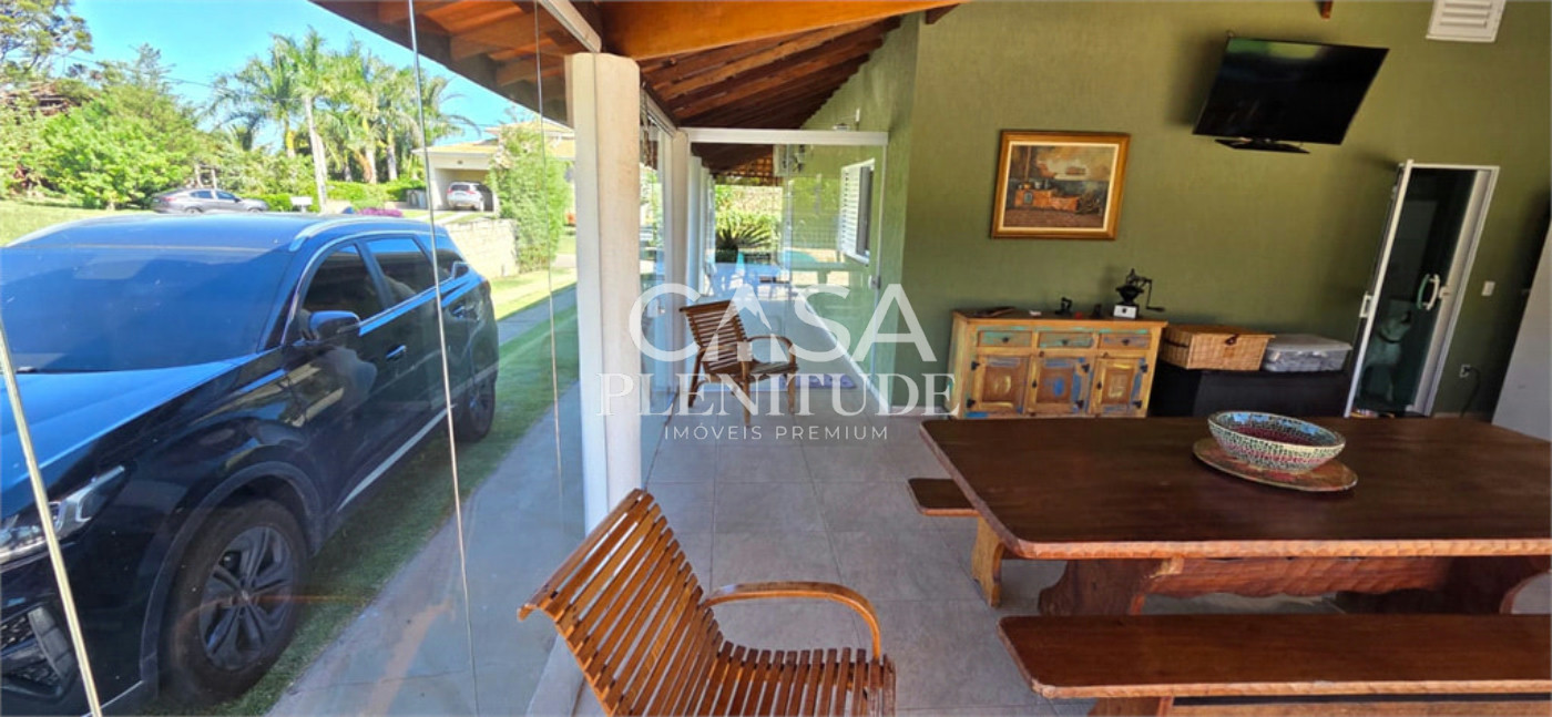 Casa em condomínio à venda ou para alugar com 3 quartos, sendo 1 suíte, em Village da Serra, Araçoiaba da Serra, SP