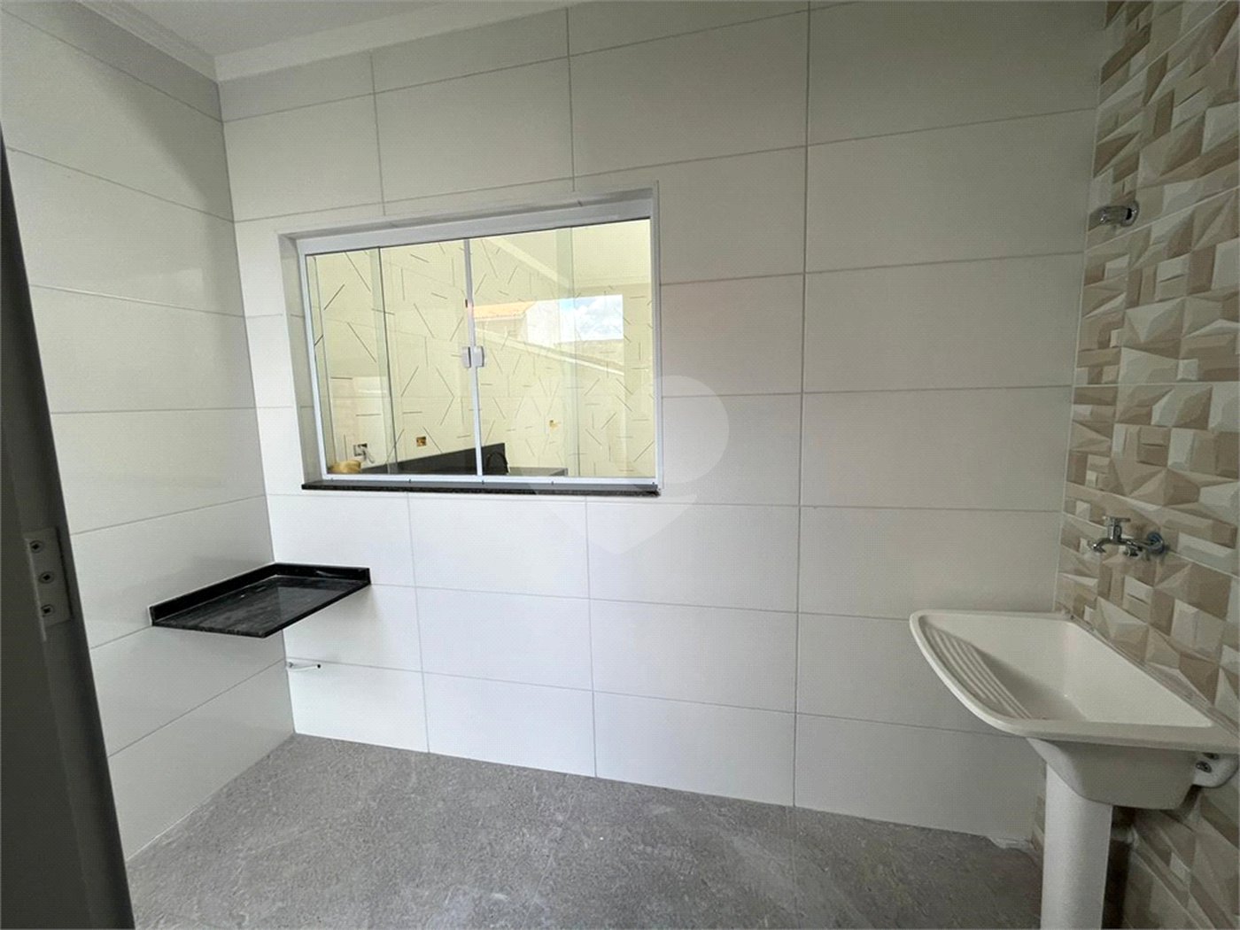 Casa à venda com 3 quartos, sendo 2 suítes, em Nova Cerejeira, Atibaia, SP