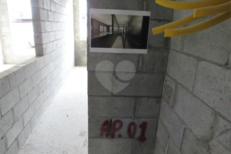 Casa à venda com 2 quartos no condomínio Edifício Cristo Rei, Arujá - SP