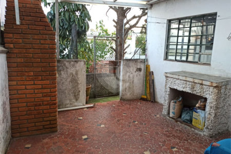Casa à venda ou para alugar com 3 quartos em Bosque da Saúde, São Paulo, SP