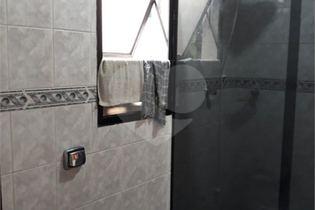 Sobrado à venda com 3 quartos, sendo 1 suíte,  em Jardim Oriental, São Paulo, SP