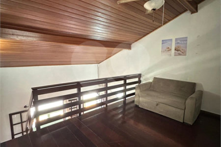 Casa em condomínio à venda com 2 quartos, sendo 1 suíte, em Ogiva, Cabo Frio, RJ
