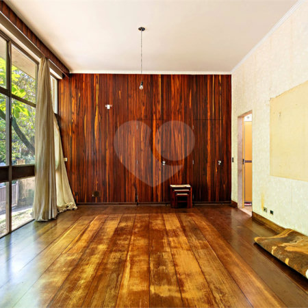 Casa Térrea à venda ou para alugar com 4 suítes em Alto da Boa Vista, São Paulo, SP