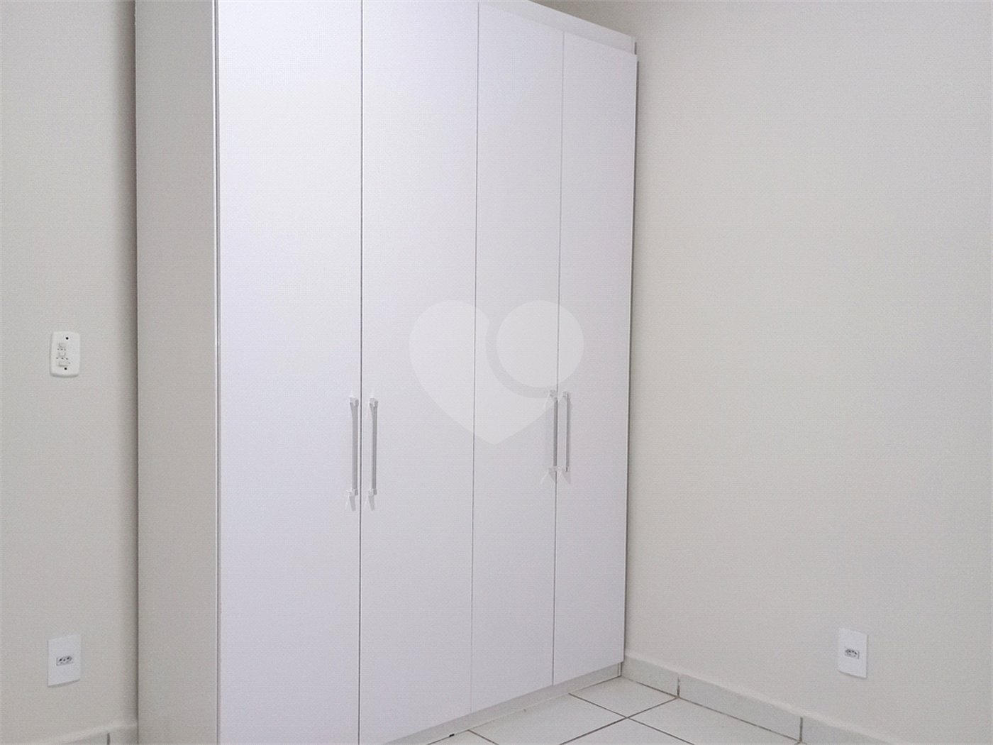 Apartamento à venda com 2 quartos, sendo 1 suíte, em Residencial Flórida, Ribeirão Preto, SP