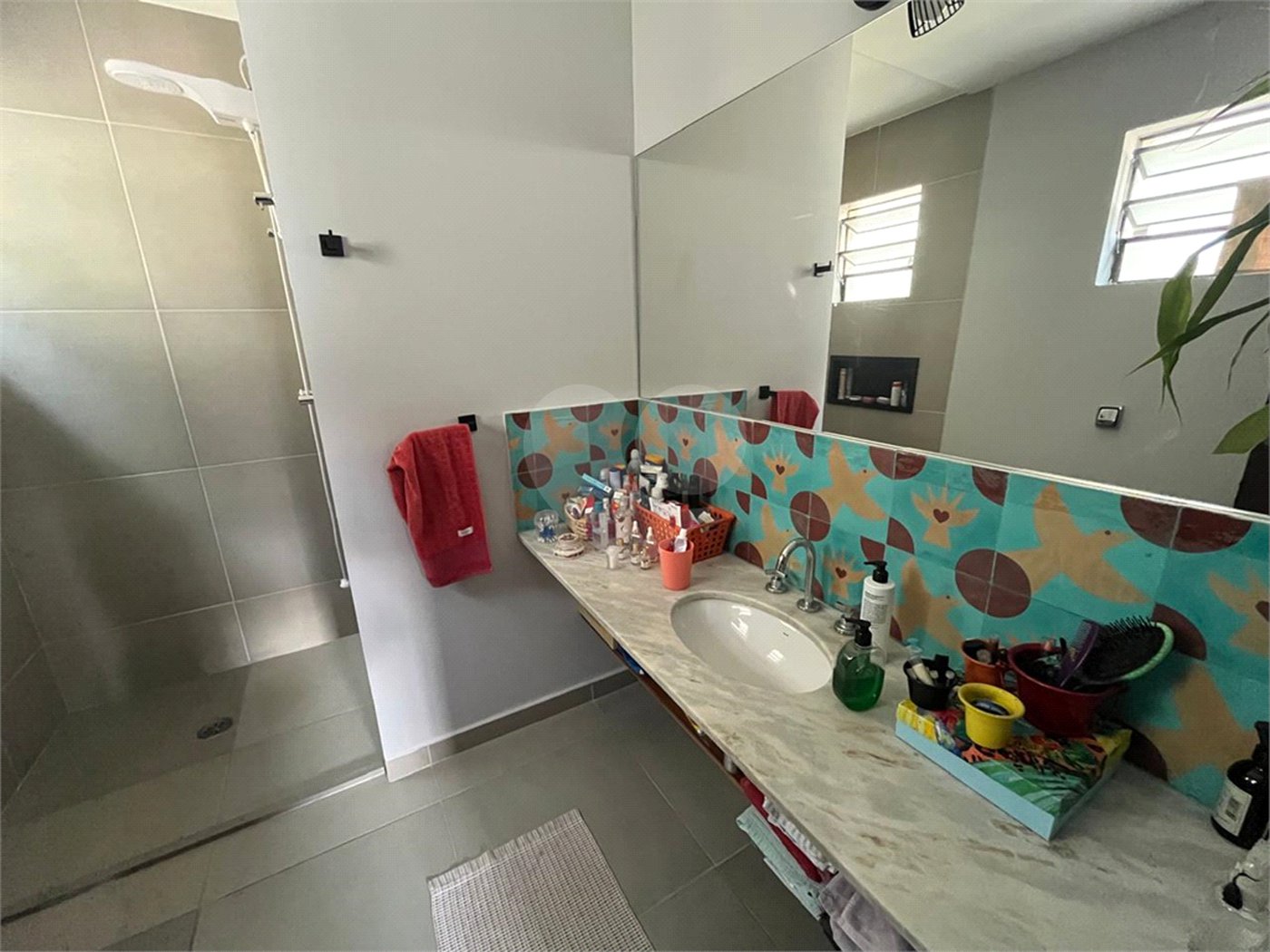 Sobrado à venda com 3 quartos, sendo 1 suíte, em Jardim das Vertentes, São Paulo, SP