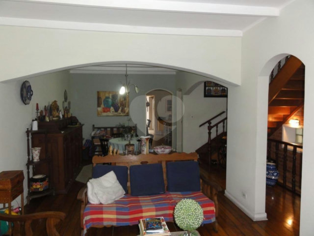 Sobrado à venda com 3 quartos em Água Fria, São Paulo, SP