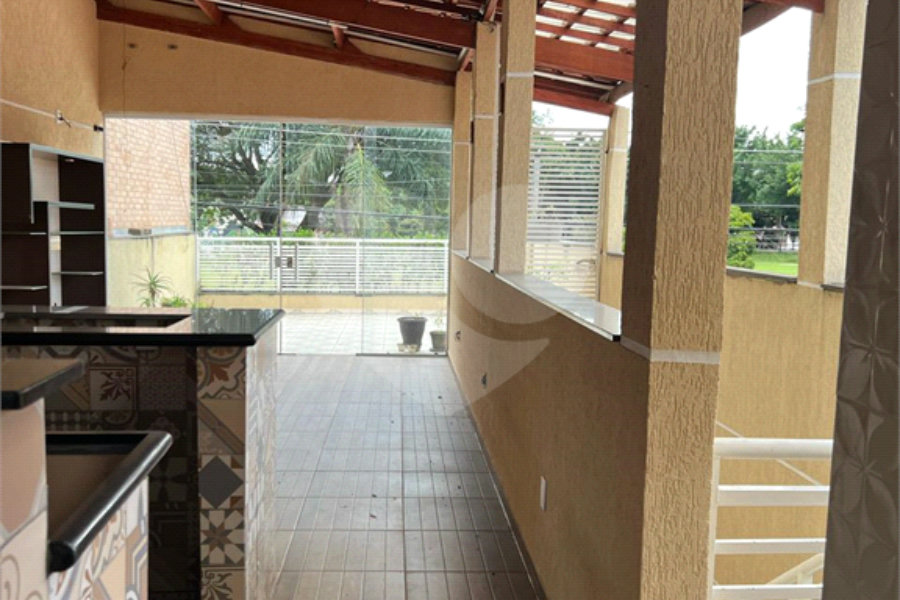 Sobrado à venda com 2 quartos, sendo 1 suíte, em Parque Edu Chaves, São Paulo, SP