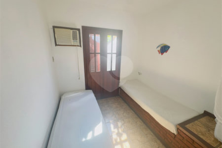 Casa em condomínio à venda com 2 quartos em Geribá, Armação dos Búzios, RJ