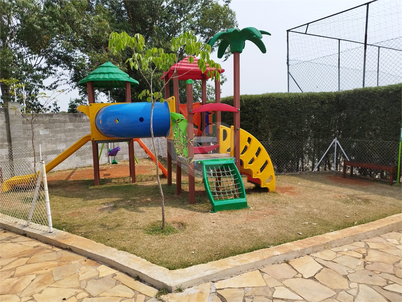 Apartamento à venda com 3 quartos, sendo 1 suíte, em Jardim Nova Era, Salto, SP