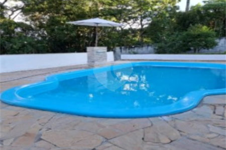 Chácara à venda com 5 quartos, sendo 1 suíte, em Do Carmo (canguera), São Roque, SP