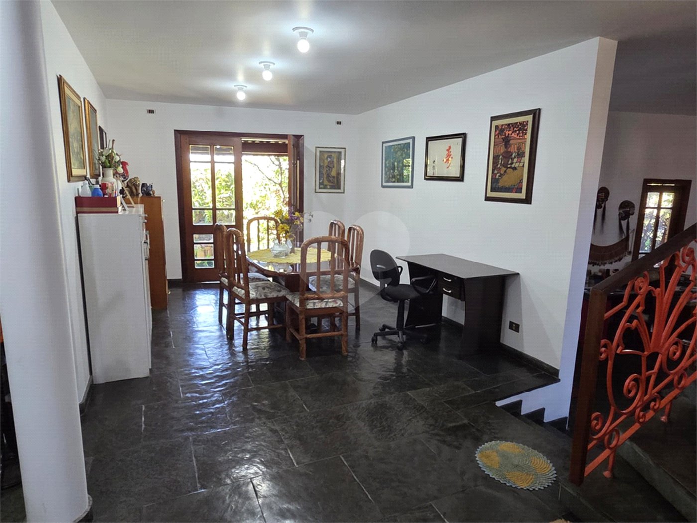 Casa à venda com 4 quartos, sendo 2 suítes, em Cidade São Francisco, São Paulo, SP