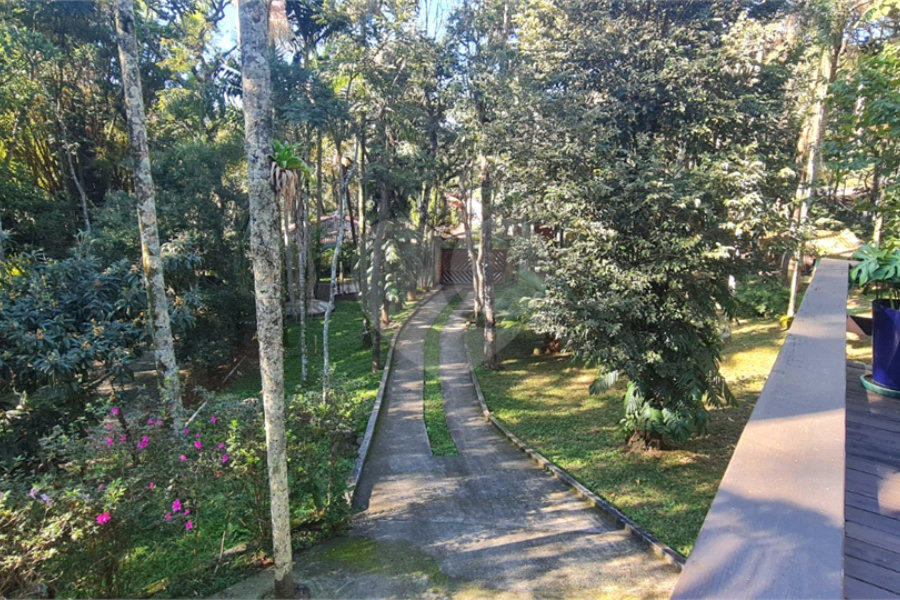 Casa à venda com 4 suítes em Serra da Cantareira, Mairiporã, SP