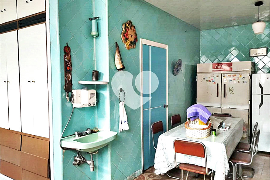 Casa à venda com 4 quartos, sendo 3 suítes, em Santana, São Paulo, SP