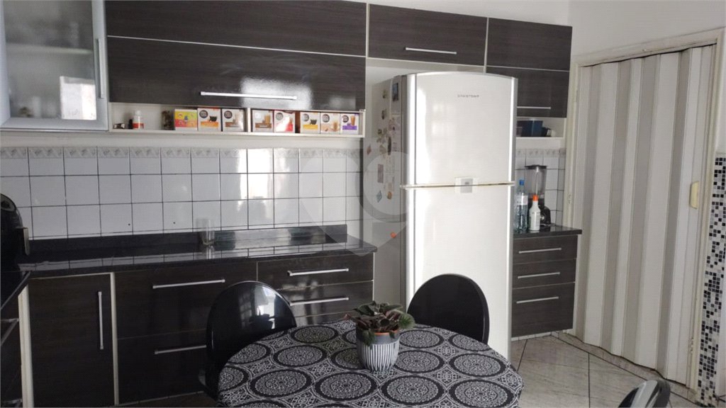 Apartamento à venda com 2 quartos em Pari, São Paulo, SP