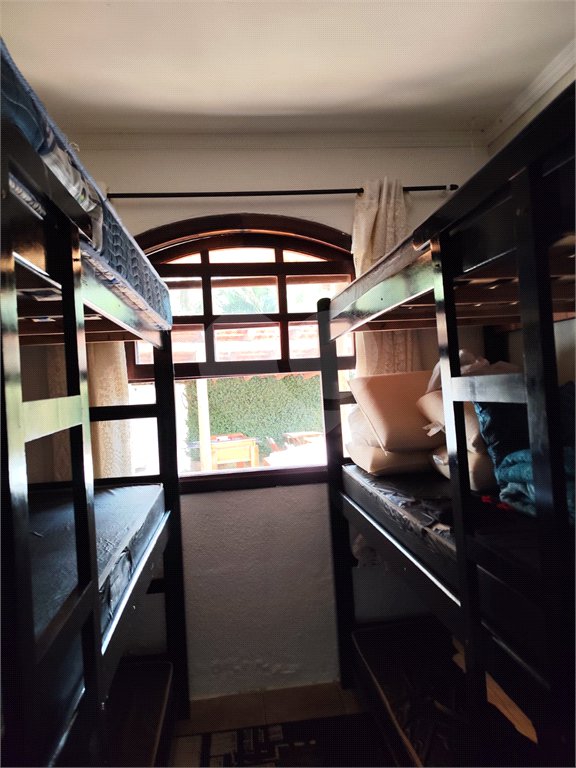 Casa à venda com 3 quartos, sendo 1 suíte, no condomínio Caconde, São Bernardo do Campo - SP
