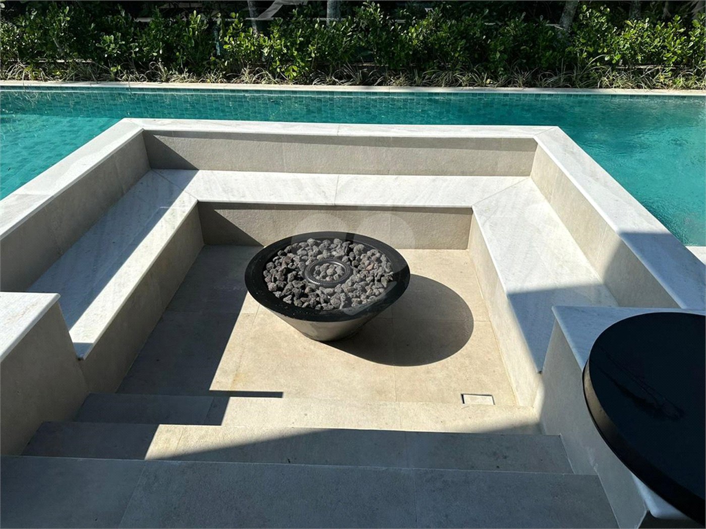 Casa à venda com 6 suítes no condomínio Golf CL, Bertioga - SP
