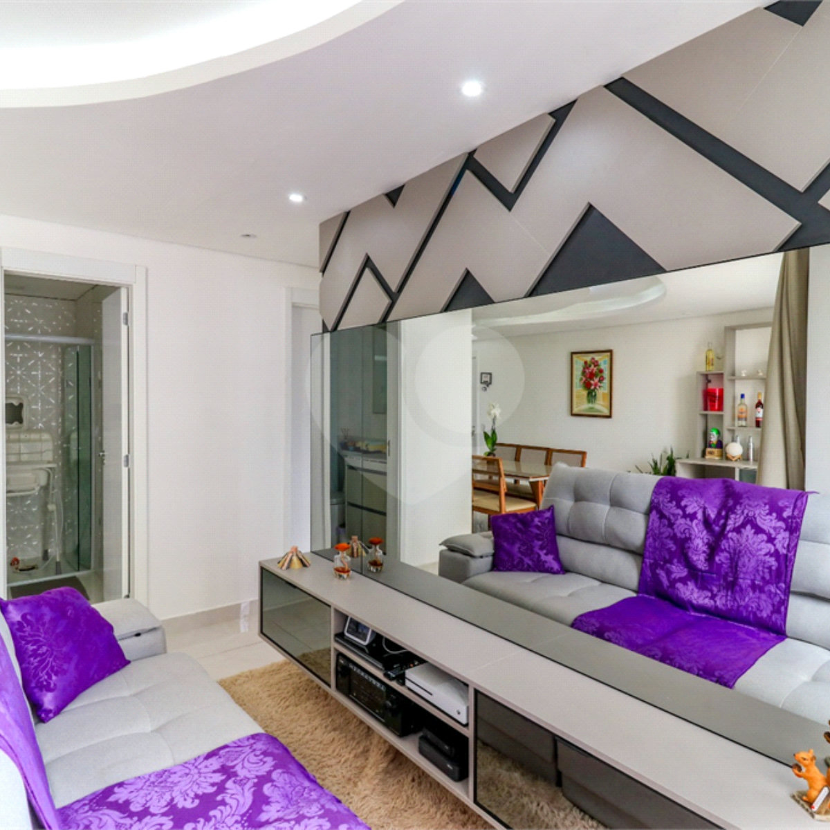 Apartamento à venda com 3 quartos, sendo 1 suíte, em Santo Amaro, São Paulo, SP