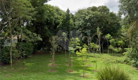 Casa à venda com 3 quartos, sendo 2 suítes,  no condomínio La Vilette, São Paulo - SP