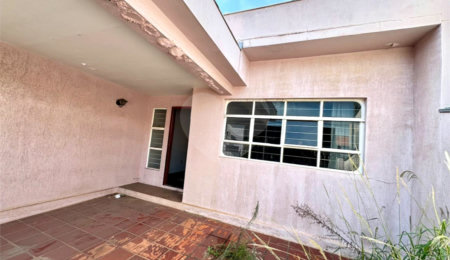 Casa à venda com 3 quartos, sendo 1 suíte, no Centro, Itapetininga, SP