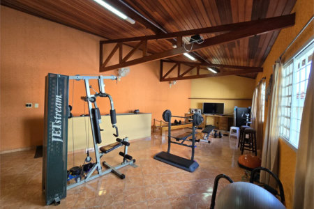 Sobrado à venda com 4 quartos, sendo 1 suíte,  em Vila Jaguara, São Paulo, SP