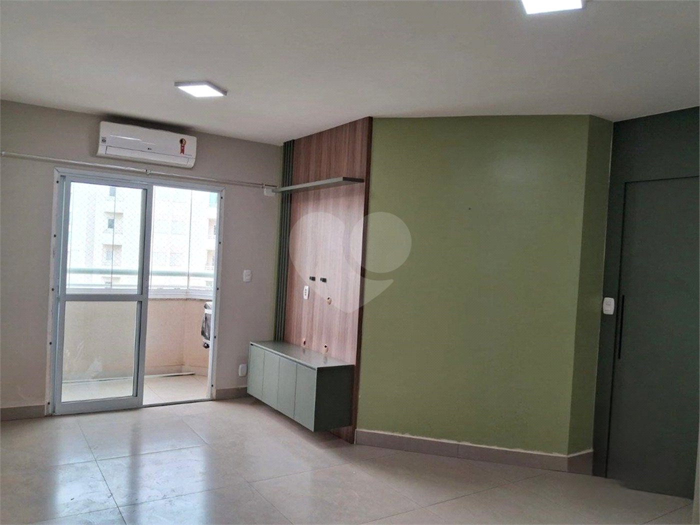 Apartamento à venda com 3 quartos, sendo 1 suíte, em Jardim Vera Cruz, Sorocaba, SP