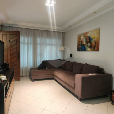 Sobrado à venda com 3 quartos, sendo 1 suíte, em Vila Paulicéia, São Paulo, SP