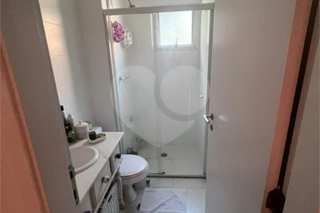 Apartamento à venda com 3 quartos, sendo 1 suíte, em Vila Olímpia, São Paulo, SP