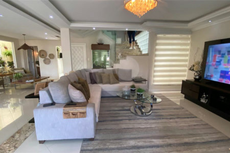 Casa à venda com 3 suítes no condomínio Padre Belizário 2, Rio de Janeiro - RJ
