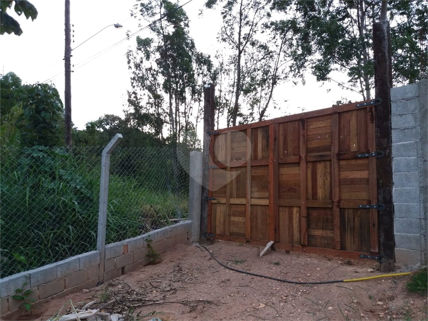Terreno à venda no condomínio Loteamento Rancho Maringá I, Atibaia - SP
