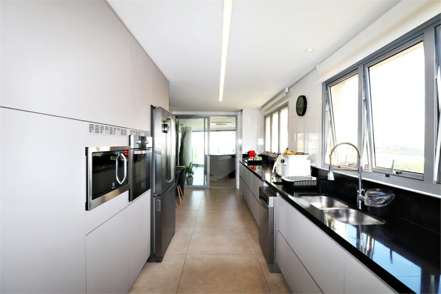 Apartamento à venda com 4 suítes em Santana, São Paulo, SP