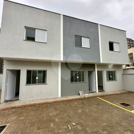 Casa à venda com 2 quartos no condomínio Residencial Vila Nova, Sorocaba - SP