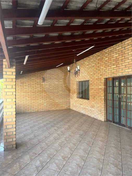 Sobrado à venda com 5 quartos em Bela Vista, Osasco, SP