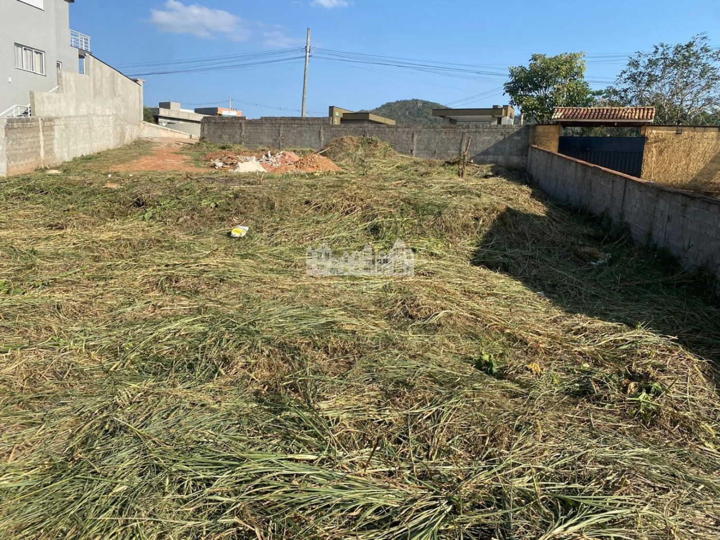 Terreno à venda em Jardim dos Pinheiros, Atibaia, SP