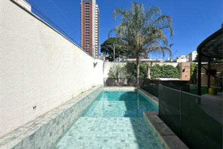 Casa à venda com 4 suítes no condomínio Quadra Real Campo Belo, São Paulo - SP