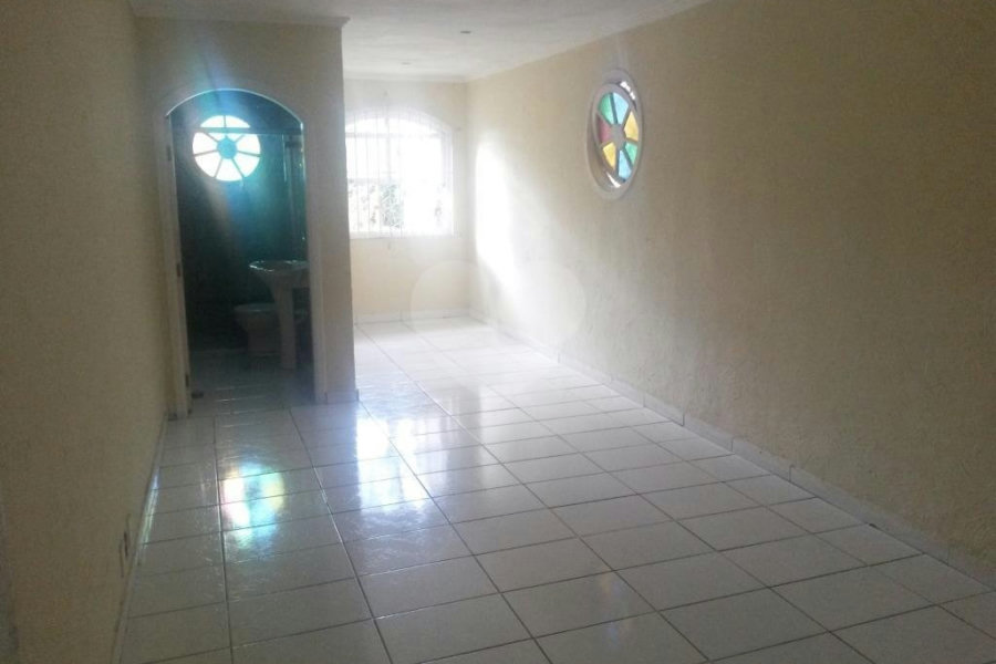 Casa Térrea à venda com 4 quartos, sendo 2 suítes, em Serra da Cantareira, São Paulo, SP