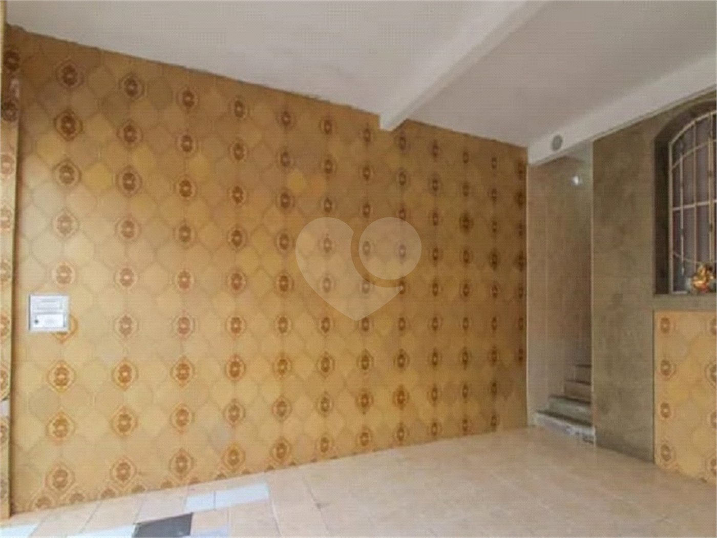 Sobrado à venda com 4 quartos, sendo 1 suíte,  em Parada Inglesa, São Paulo, SP