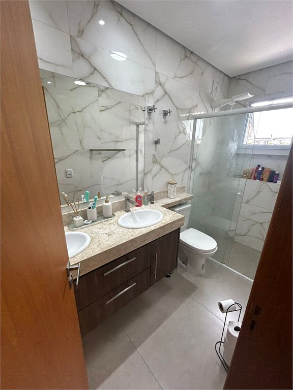 Sobrado à venda com 3 quartos, sendo 1 suíte, em Santa Teresinha, São Paulo, SP