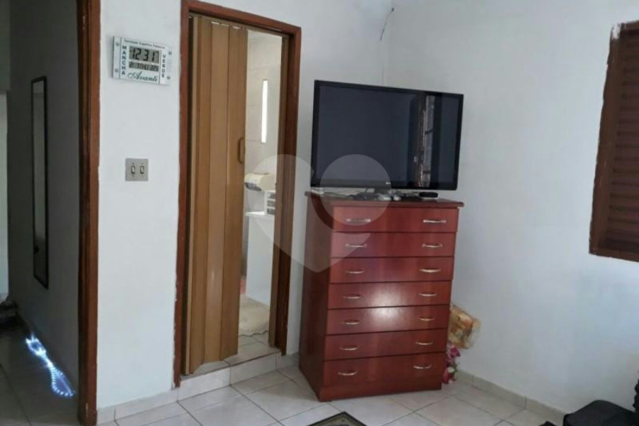 Sobrado à venda com 3 quartos, sendo 1 suíte, em Tremembé, São Paulo, SP