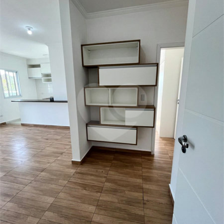 Apartamento à venda com 3 quartos, sendo 1 suíte, em Jardim Villaça, São Roque, SP