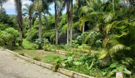 Terreno à venda em Horto, São Paulo, SP