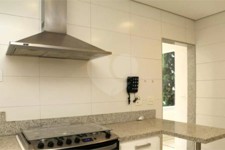 Casa à venda com 3 suítes no condomínio Residencial Morumbi, São Paulo - SP