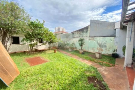 Casa à venda com 4 quartos, sendo 1 suíte,  em Jardim Paulista, Ribeirão Preto, SP