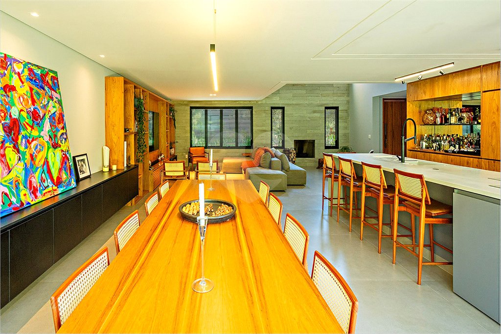 Casa à venda com 3 suítes no condomínio Reserva 8, São Paulo - SP