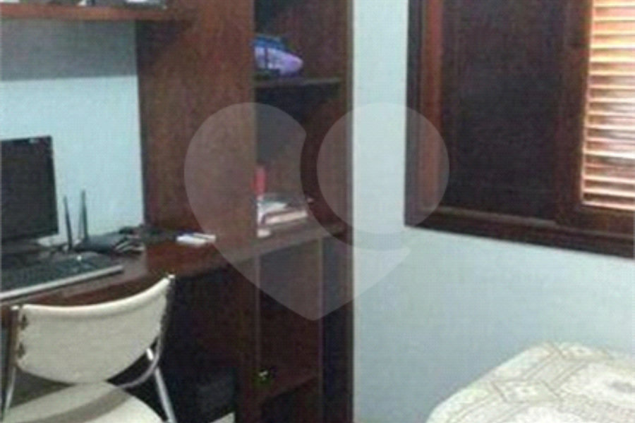Sobrado à venda com 3 quartos, sendo 1 suíte,  em Vila Guilherme, São Paulo, SP