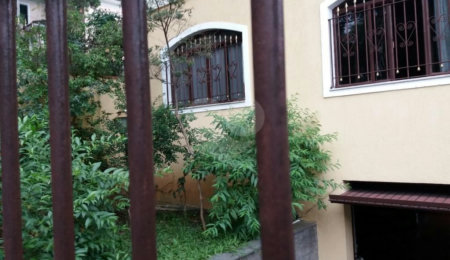 Sobrado à venda com 4 quartos, sendo 2 suítes,  em Tremembé, São Paulo, SP