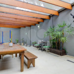 Casa à venda com 4 quartos, sendo 2 suítes, no condomínio Vila dos Ipês, São Paulo - SP